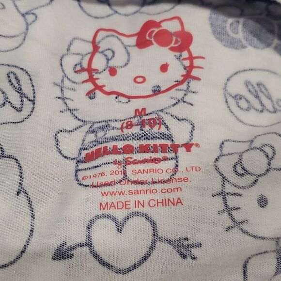 Hello Kitty Sanrio Tossed Super Soft Sleep Top Tee Shirt Sz M 723 - Picture 6 of 8